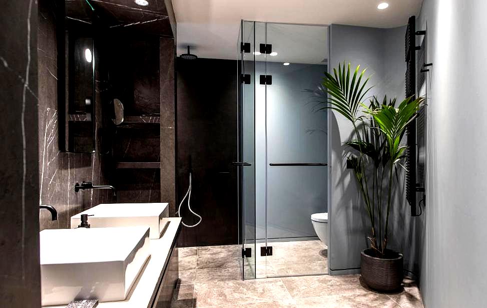 luxury modern bathroom