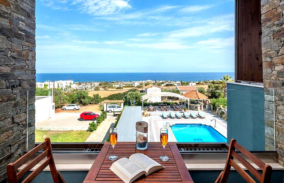 balcony with sea view and pool