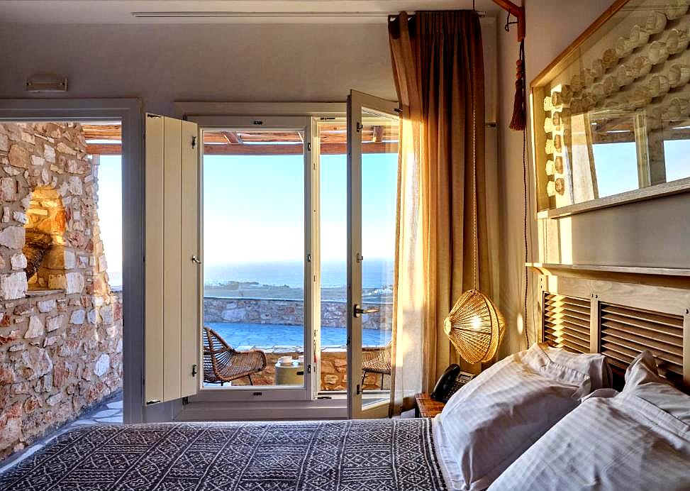 cozy room with terrace and sea view