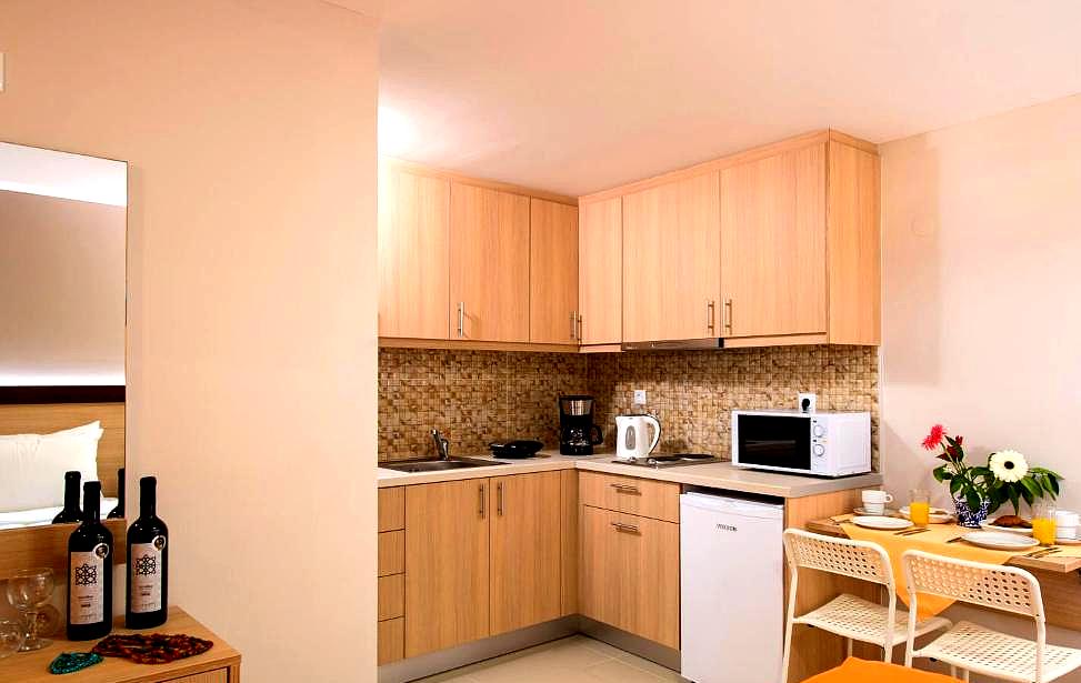 cozy suite with fully equipped kitchenette