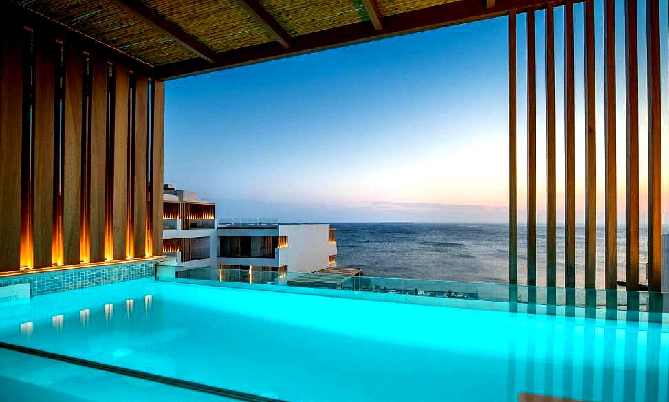 infinity pool with sea view