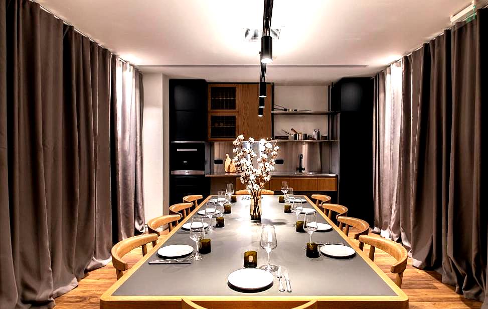 intimate private dining room with elegant setting