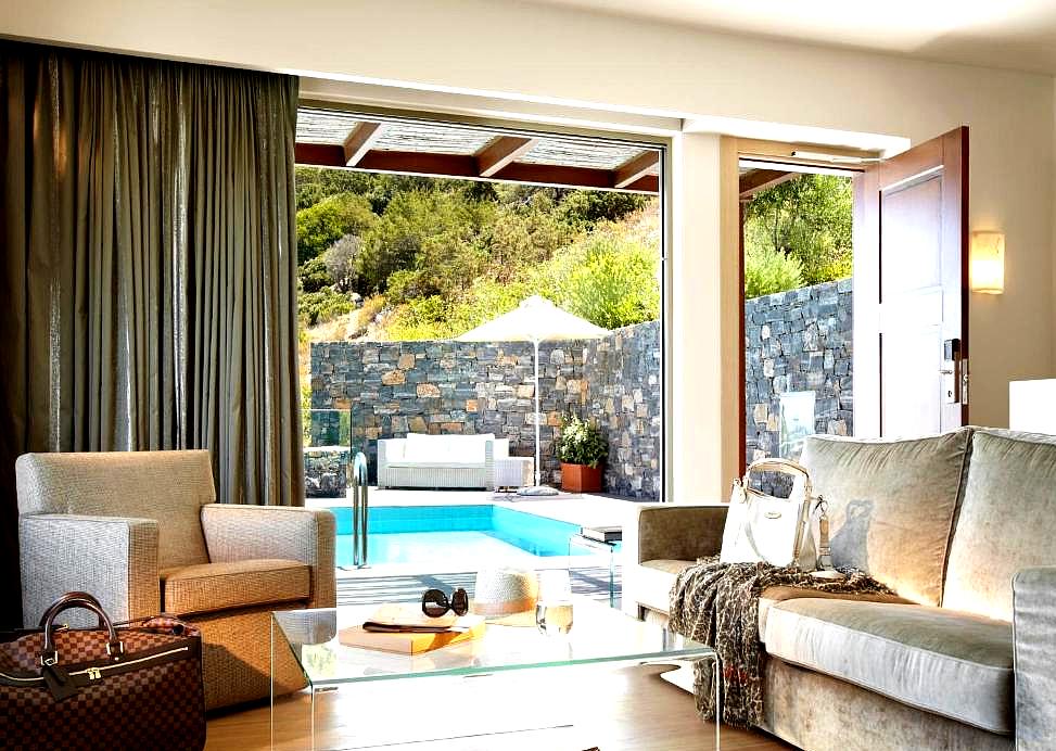 luxury suite with private pool and garden view