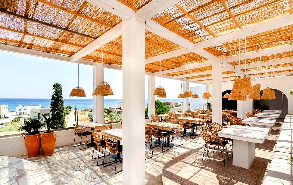 open air dining with sea view