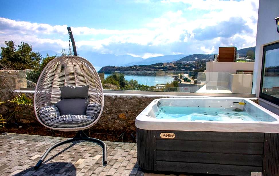 outdoor hot tub with sea view