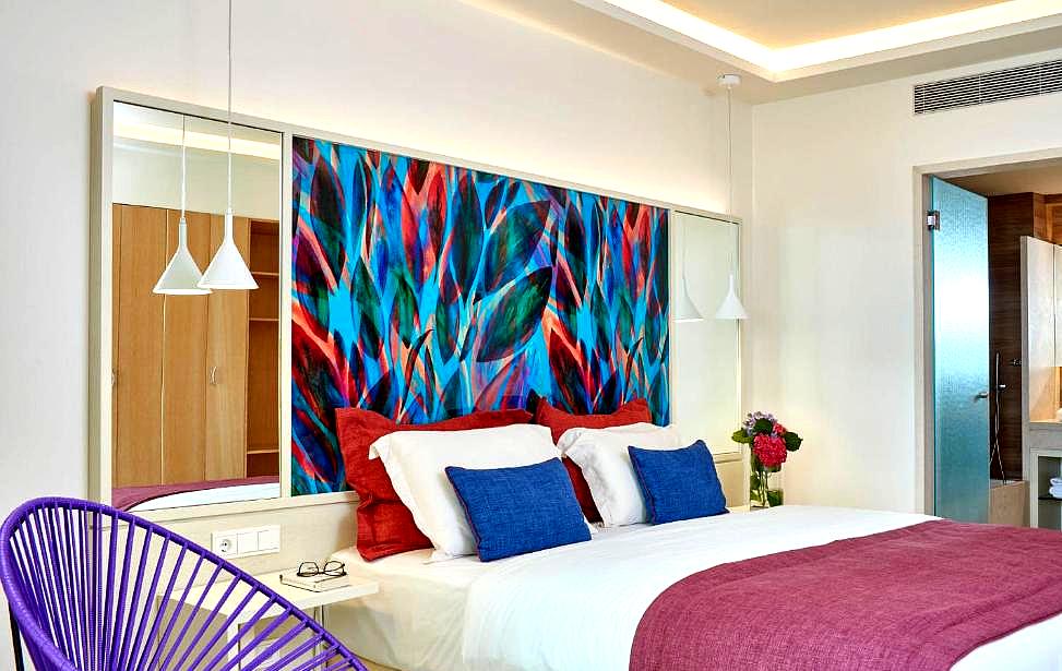 vibrant room decor with modern art