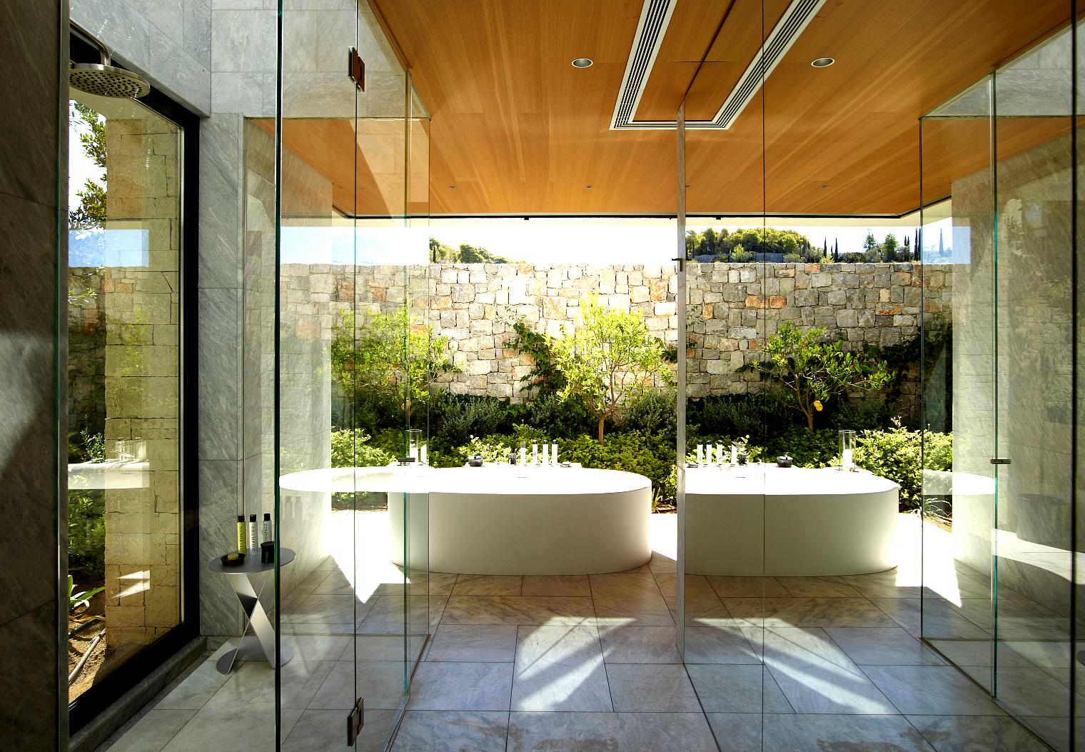 Amanzoe